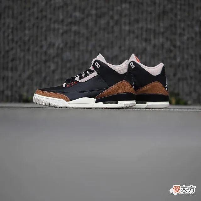 【时尚一点】全新黑蓝 Air Jordan 1 国内定档＆荧光绿 Air Jordan 1 即将发售！～