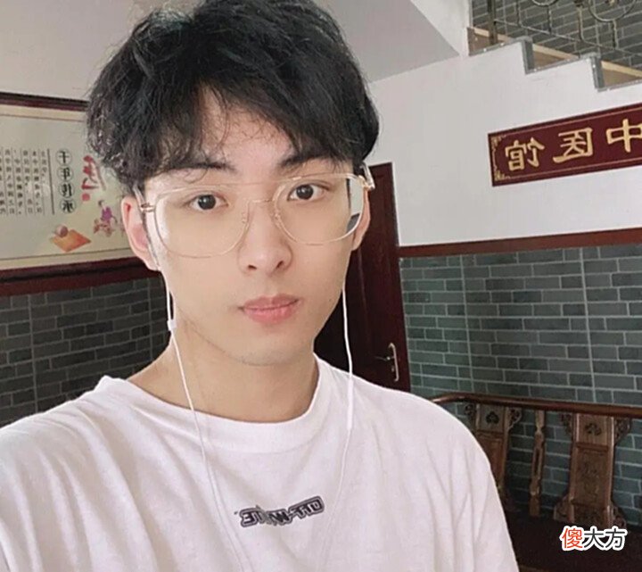 【游戏世界】李九中立评价引发争议,夫赖连麦刺痛开启吃瓜大会!