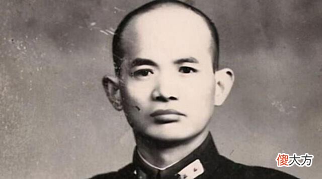 【历史故事】蒋介石侍卫队出行,却被龙云的三公子飙车挡路,何应钦如何处理?