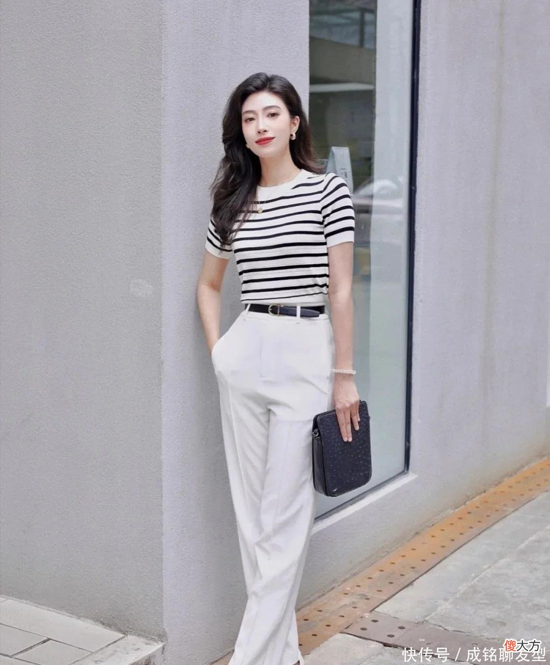 【时尚一点】这才是成熟女人的气质穿搭！有魅力又有品味，优雅到了骨子里了