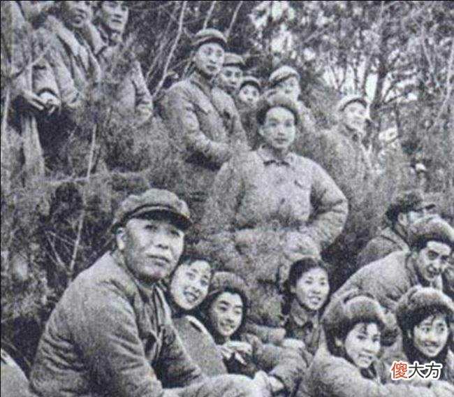【历史故事】在全军改编时，是哪九位纵队司令员，被破格提拔为兵团司令