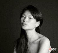 【时尚一点】中国第一个享誉国际的超模贾晨宇，眼睛神似林永健老师