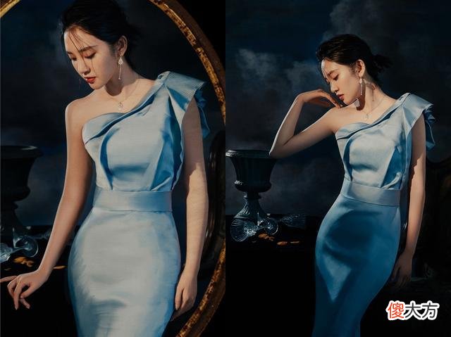 【时尚一点】唐艺昕黑色花瓣丝绒长裙亮相宝格丽活动，身材窈窕气质优雅