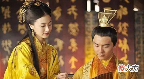 【历史故事】中国历史上3大传奇宠妃，皇后都没法跟她们比，不是皇后胜似皇后
