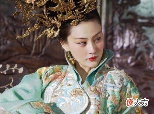 【历史故事】中国历史上3大传奇宠妃，皇后都没法跟她们比，不是皇后胜似皇后