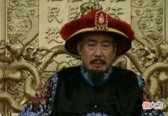 【爱历史】乾隆皇帝的千叟宴，为何后来成了夺命宴，老人：看看我们吃的啥