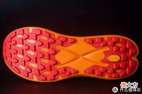 【时尚一点】高速赛道利器——HOKA ONEONE TECTON X 碳板越野跑鞋