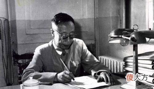 【爱历史】末代帝王溥仪的前半生，因尿毒症离世