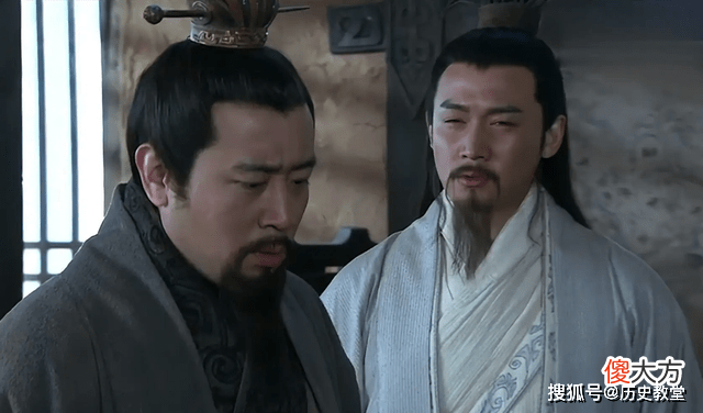 【历史故事】关羽反对黄忠被封后将军，那么他心中谁是最佳人选？
