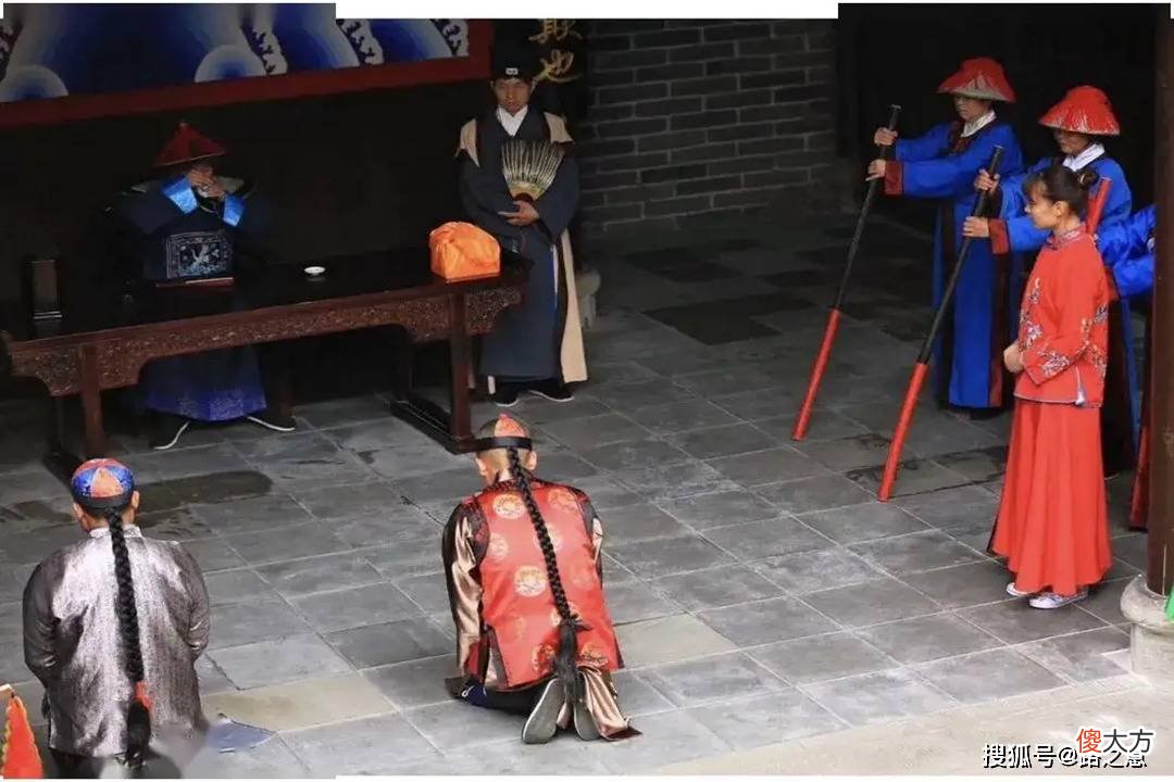 【爱历史】民间故事：新郎入赘，新娘一杯酒，新郎乐得心花怒放