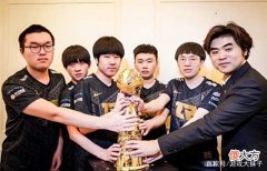 【游戏世界】RNG这次又做对了，LOL公布新版本，bin实力将被大幅度下降