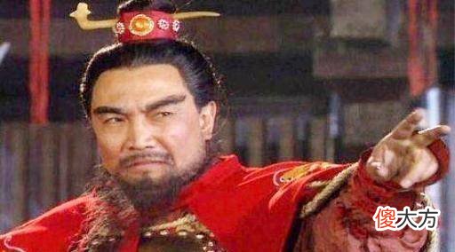 【历史故事】吕布战败时，张辽当众大骂曹操为“国贼”，最终将其收服