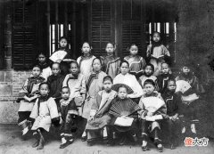 【历史故事】老照片：晚清培英女校的学生
