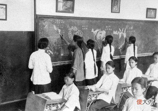 【历史故事】老照片：晚清培英女校的学生