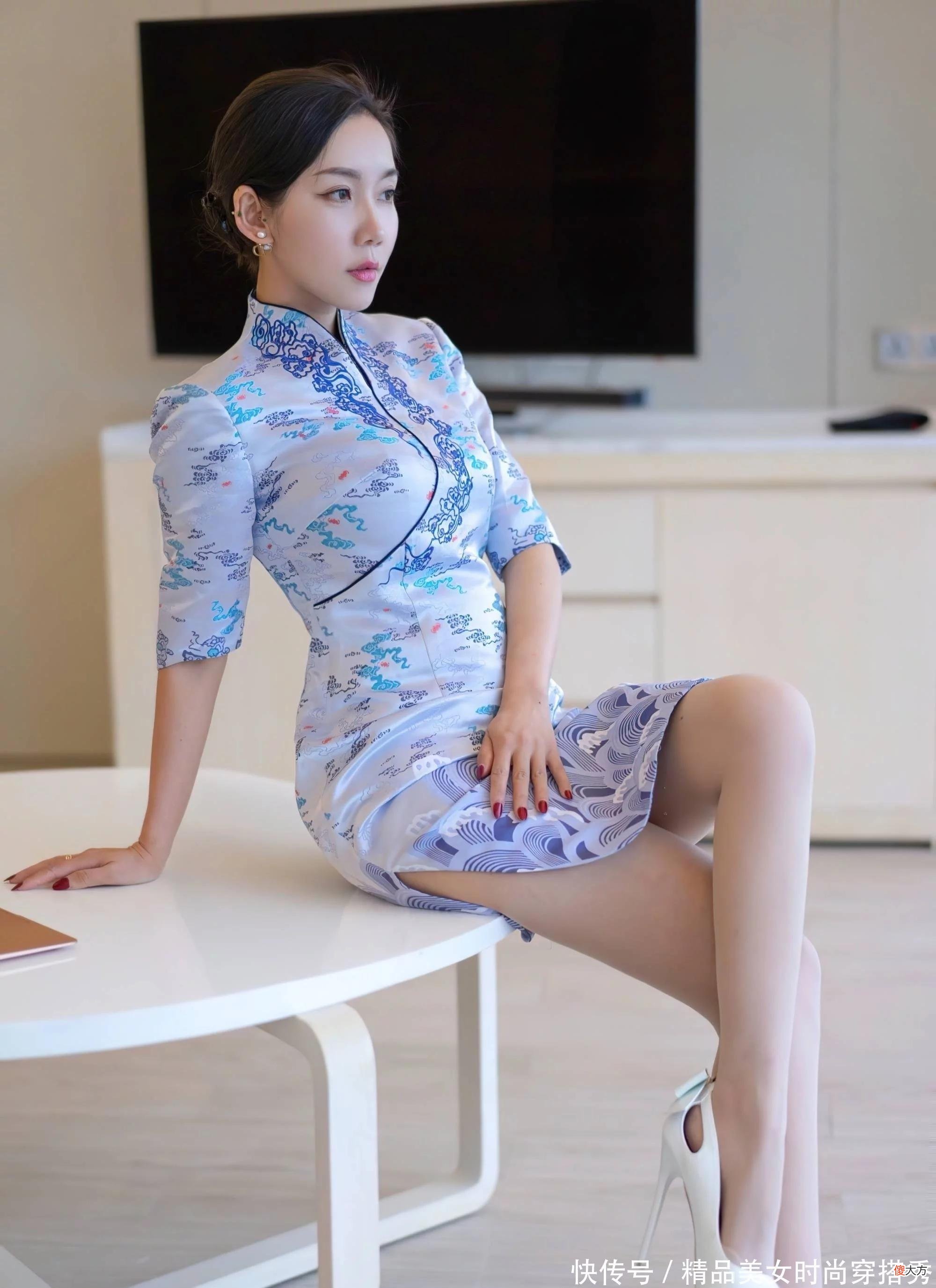 【就爱时尚】某航空的制服，大家都惊呼中国风真的是太美了，穿上它尽显知性优雅清新脱俗