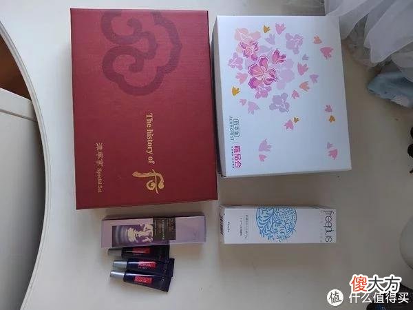 【时尚一点】618又双叒叕的来了，跟我一起看看我囤的护肤品吧！