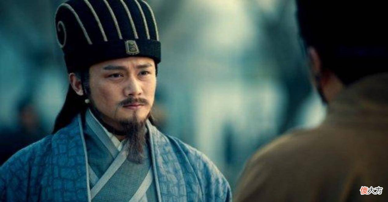 【爱历史】诸葛亮临终前，阿斗问了一个问题，诸葛亮才发现阿斗深藏不露