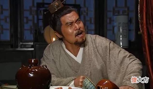 【历史故事】汤和63岁辞官，朱元璋问要何赏赐，他要了100个美人成功保住