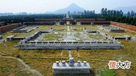 【历史故事】龙脉上的3个皇帝墓：一个挖不开，一个不敢挖，一个“异兽”守护