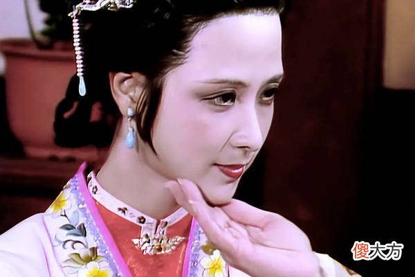 【爱历史】《红楼梦》中，贾母是如何处理贾代善身边的女人们的？