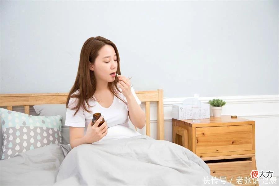【就爱时尚】女人不想老太快，4种食物不妨常吃，补充胶原蛋白，留住青春脚步