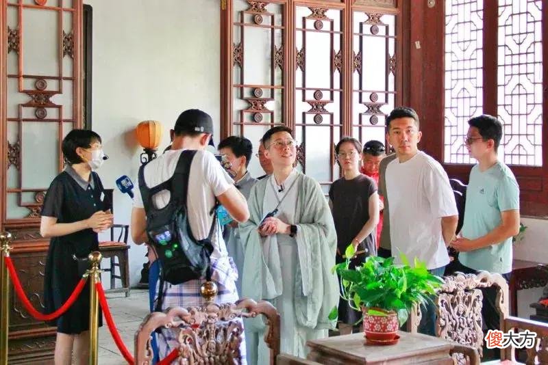 【爱历史】唱《好汉歌》访状元府，台湾年轻人感受山东淄博历史文化