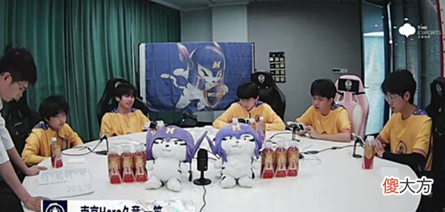 【游戏世界】火豹夏季新选手难上台面,两战两败自食其果:打赢RNG就算赢