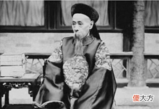 【历史故事】晚清最奢侈的王爷,生活如蛀虫,银行存巨款,只喝纯净水!