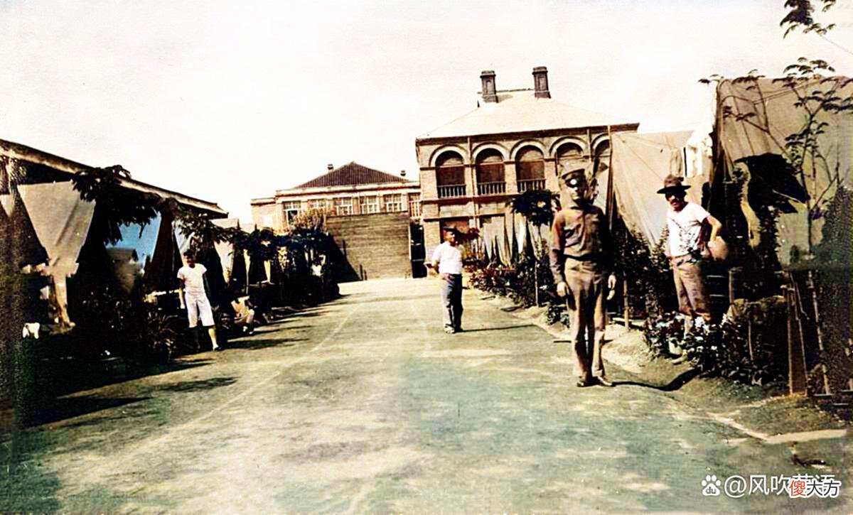 【爱历史】22张百年老照片，再现1904年北京东交民巷的一处建筑工地