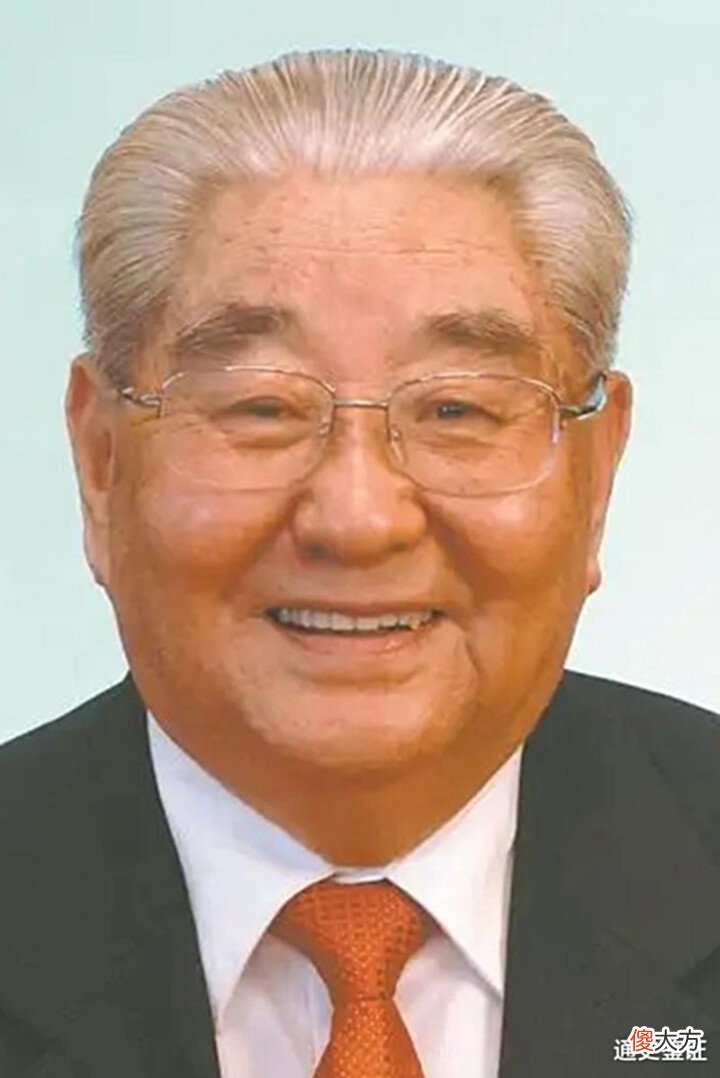 【历史故事】他两度担任江苏省委书记,在任期间推广华西村经验,享年96岁