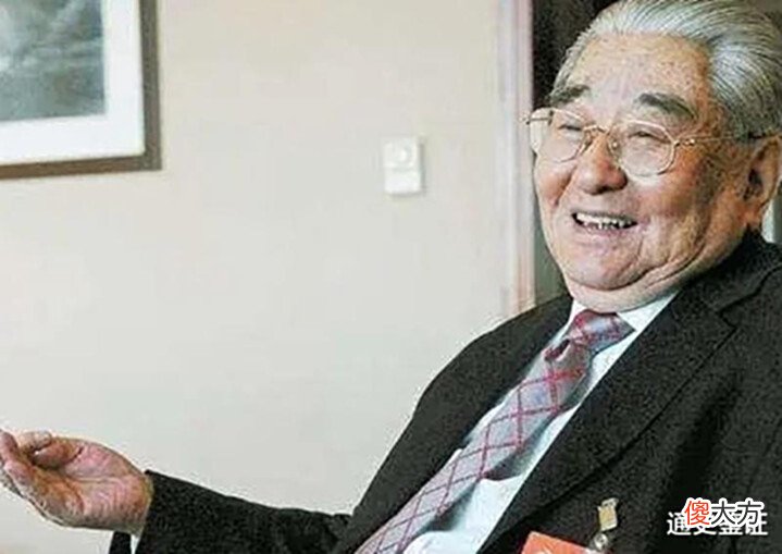【历史故事】他两度担任江苏省委书记,在任期间推广华西村经验,享年96岁