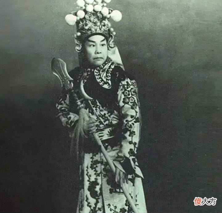 【爱历史】上海第一名媛与戏子私奔,狠心送走5个儿女,却缔造华人顶级豪门