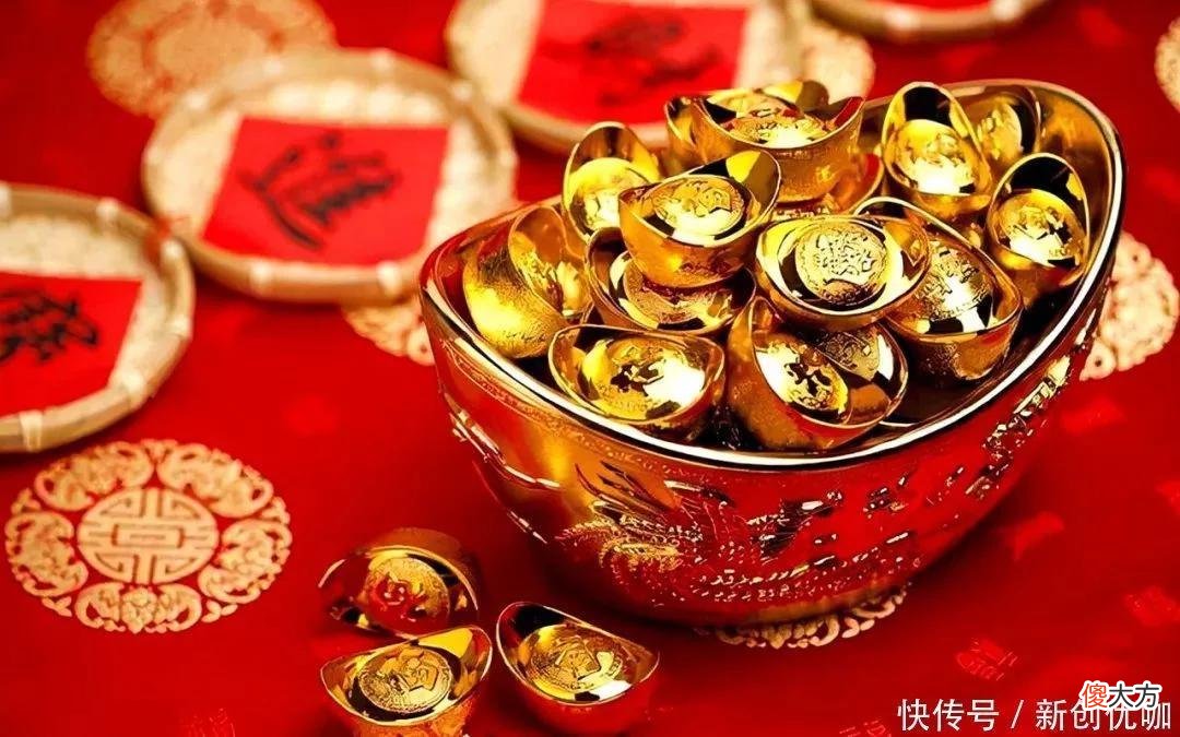 【十二星座】2022年，咸鱼翻身，腾飞在即，财运挡不住，劳有所获的三个生肖