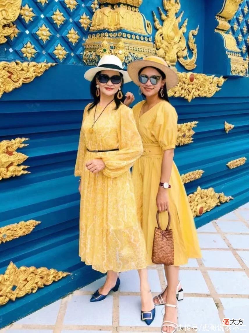 【就爱时尚】见过世面的上年纪女人，配饰不买多、更不爱金，个个都优雅又高贵