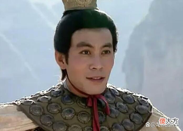 【爱历史】如果没有赤兔马，关羽与吕布公平对决，哪个能赢？50回合见分晓