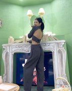【就爱时尚】御姐范儿和元气少女感的Jennie让人惊讶了