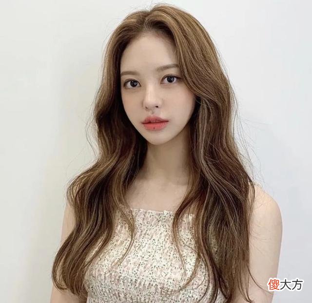 【时尚一点】2022女星心机挑染发色， 关晓彤最新发色