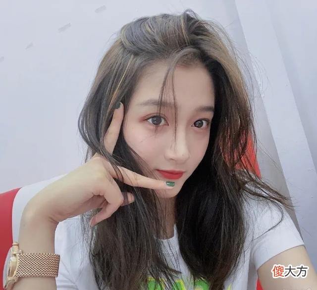 【时尚一点】2022女星心机挑染发色， 关晓彤最新发色