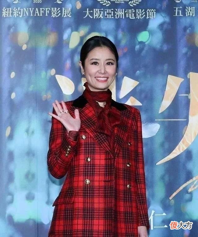 【时尚一点】20位“冻龄女神”生图大合集！真假冻龄一目了然，谁在用妆容骗人