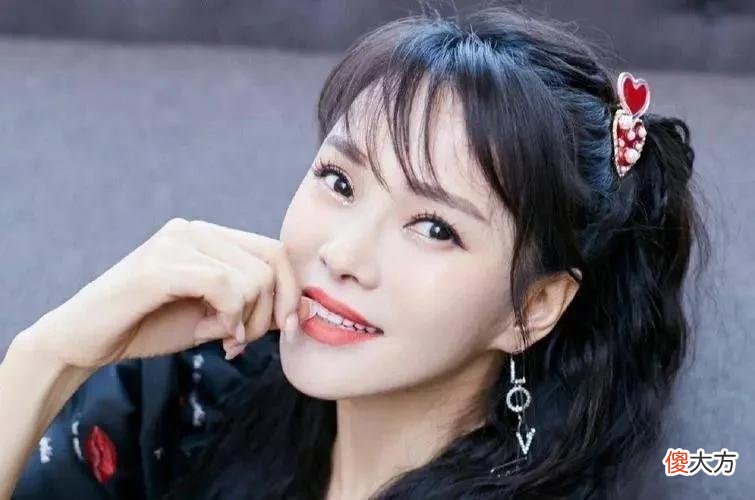 【时尚一点】20位“冻龄女神”生图大合集！真假冻龄一目了然，谁在用妆容骗人
