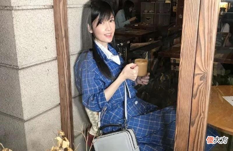 【时尚一点】20位“冻龄女神”生图大合集！真假冻龄一目了然，谁在用妆容骗人