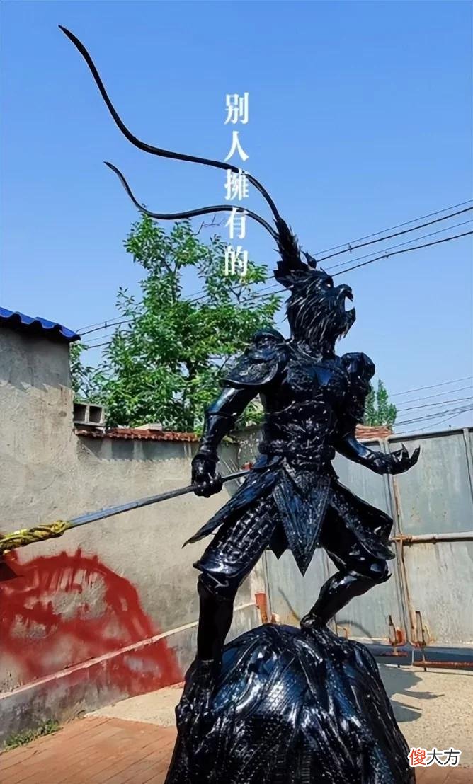 【星座控】山东小伙用500条旧轮胎，巧变“12生肖兽首”，太厉害了