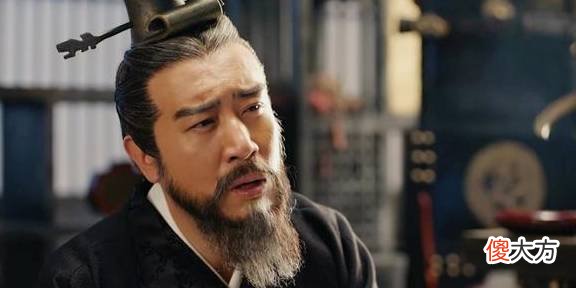 【历史故事】他4岁能让梨，3件事闻名天下，却有一1个毛病 曹操：杀了吧