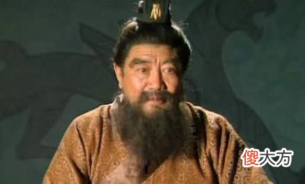 【历史故事】董卓临死前慌不择言，喊出六个字流传千年，如今许多企业老板爱用