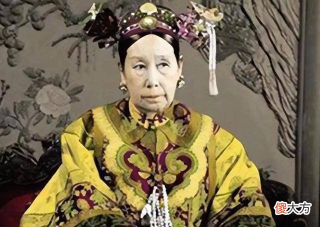 【爱历史】孙殿英进清东陵盗宝，为何在第一时间抢走慈禧的裤子？原因很简单