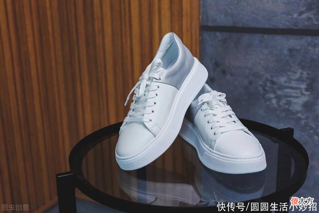 【就爱时尚】不管有钱没钱,家里5种鞋子不建议经常穿,看了及时告诉家里人