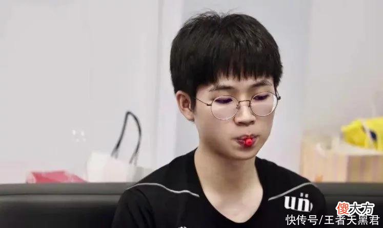 【游戏迷】AG久诚：XYG被estar打怕了，如果自己去S组肯定不怂，要抽SK一顿