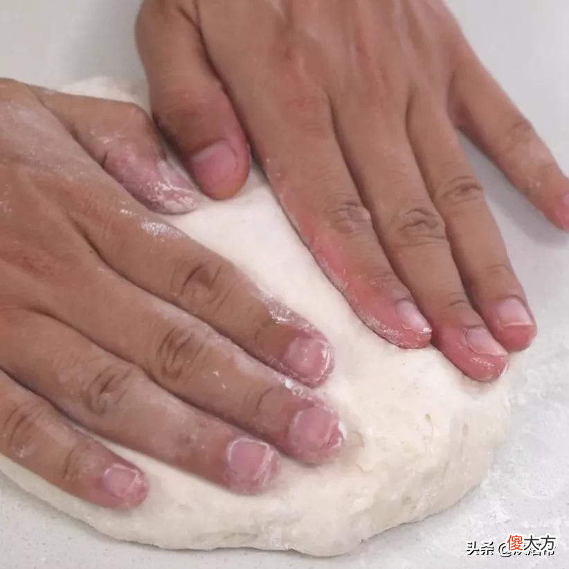 3年都没发出来的压箱底方子！不用揉面，比面包店的更蓬松有弹性
