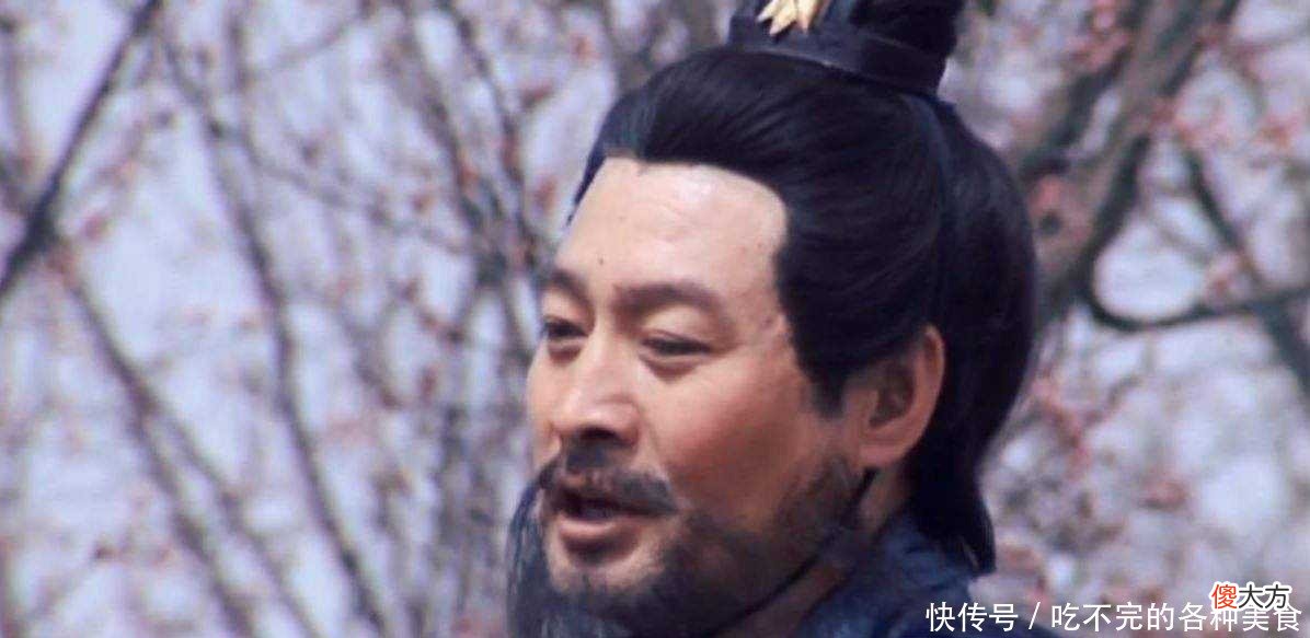 【爱历史】他被刘备推举为秀才,被吕布胁迫时宁死不骂刘备,最后却跟了曹操!