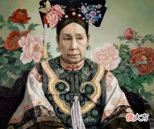 【历史故事】八国联军烧杀抢掠，那些没西逃留在后宫的妃嫔，她们下场如何？